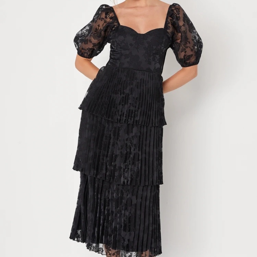 New Years Eve Lulus Black Floral Jacquard Pleated Midi Dress Size XS